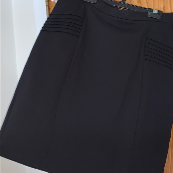 Parasuco // black pencil skirt worn once - Picture 2 of 7